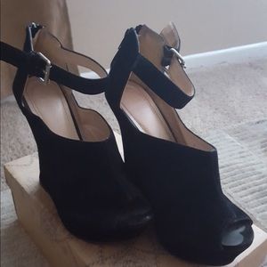 Ankle Zip up Booties